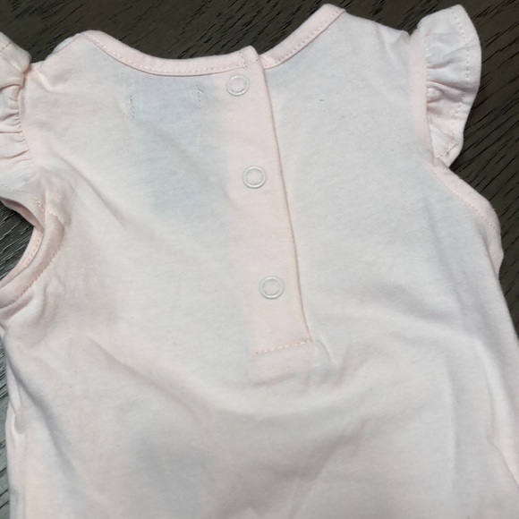 Brand new, never worn, baby girl 3 to 6 months, onesie, and leggings - Picture 3 of 5